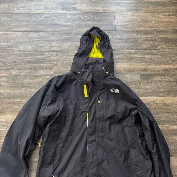 The north face hyvent jacket black large - Picture 3 of 5